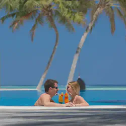 /img/7219-maldives-honeymoon-package.webp