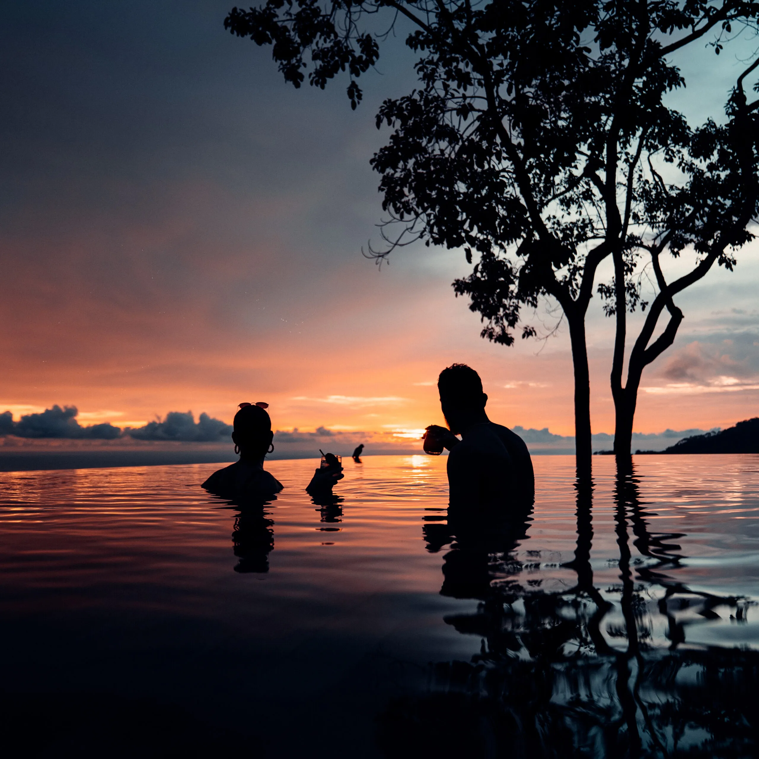 7249 costa rica honeymoon packing